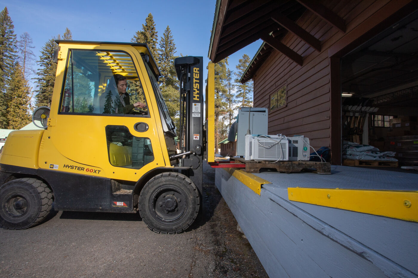 Thorough examination, service or daily check? What each one covers
